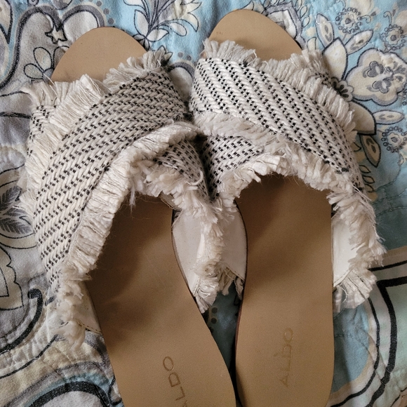 Sandals - Picture 2 of 3